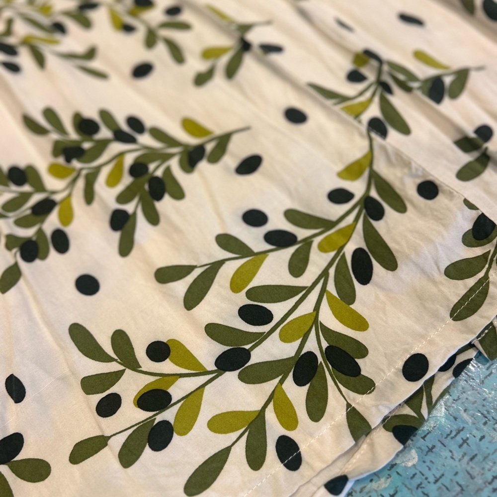 Olive 🫒 Tree Robe - Picture 3 of 12